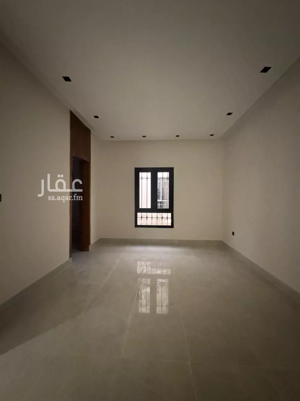 دور 5 غرف في طيبة 19