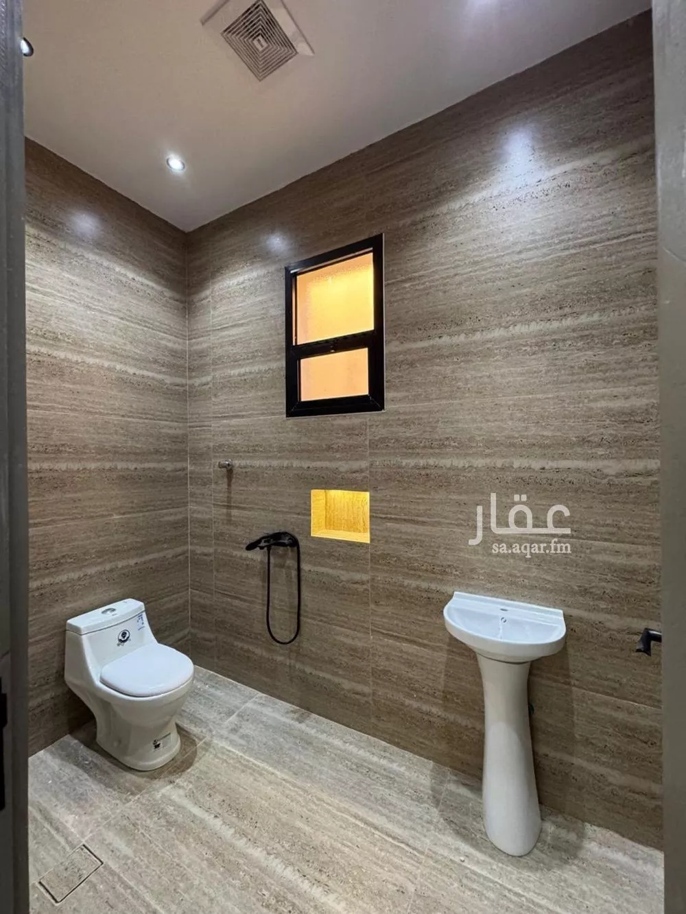 5 bedroom floor in Taibah 29