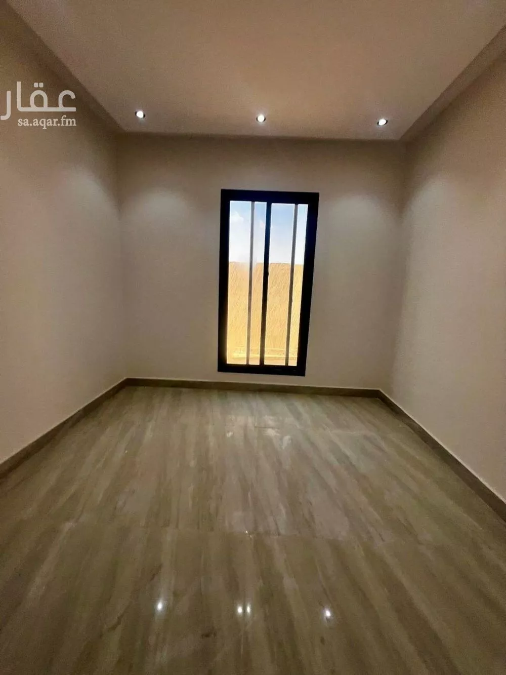 دور 5 غرف في طيبة 21