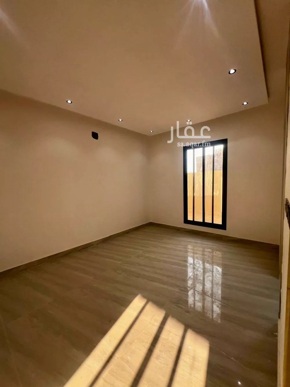 دور 5 غرف في طيبة 25