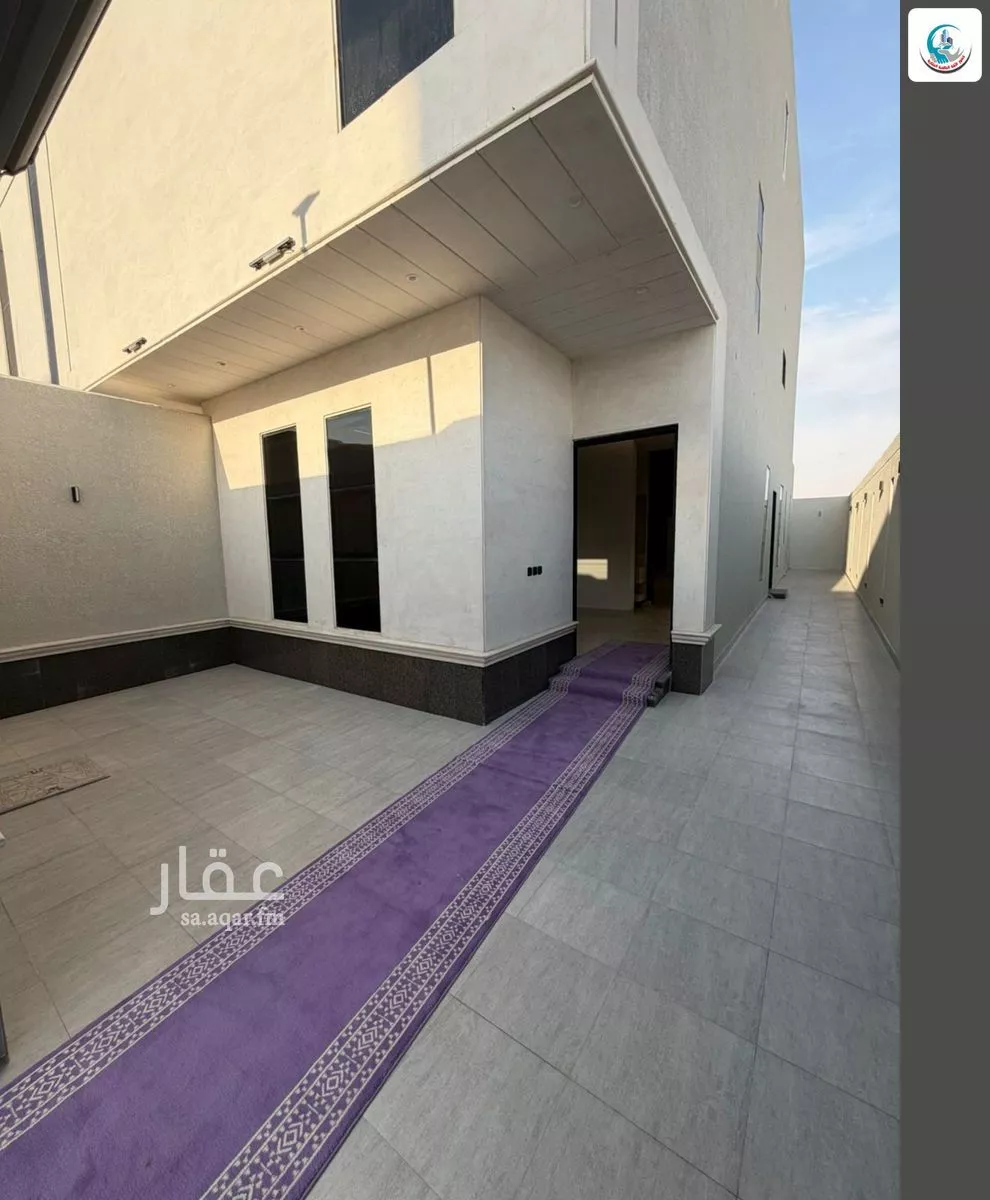 5 bedroom floor in Ash Sharq 2