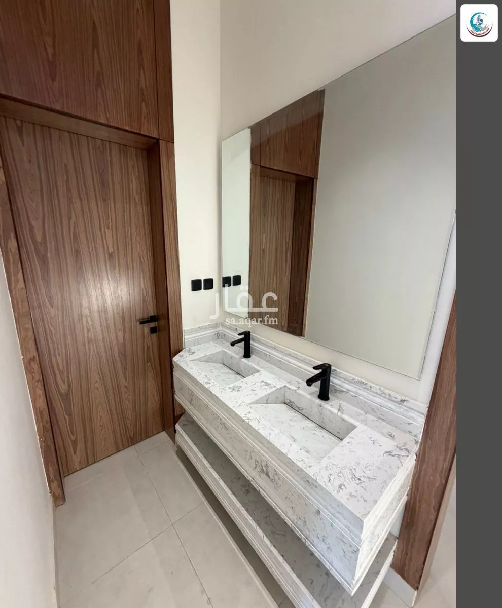 5 bedroom floor in Ash Sharq 9