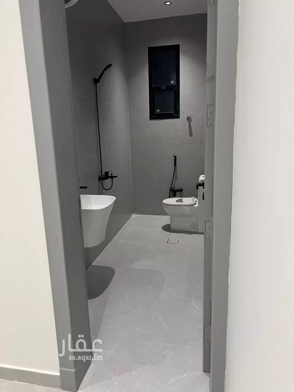 3 bedroom floor in Badr 6