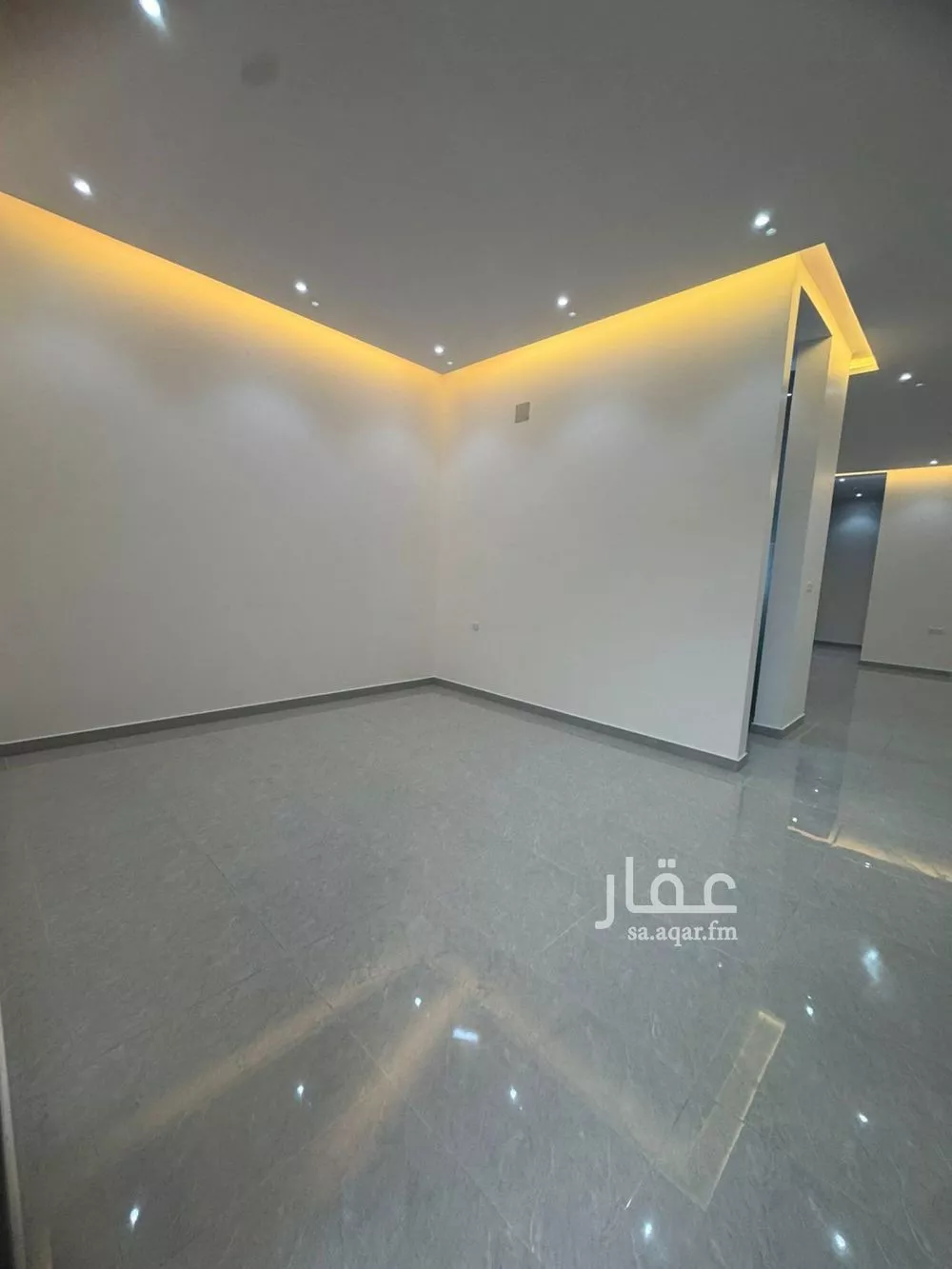 دور 4 غرف في العارض 9
