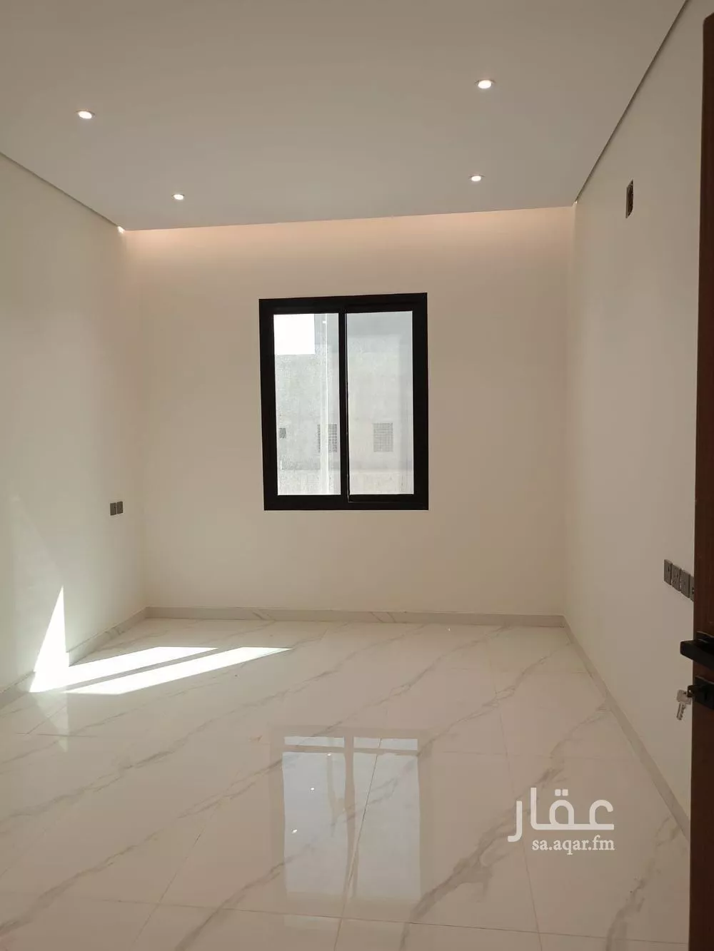 دور 4 غرف في الشرق 19