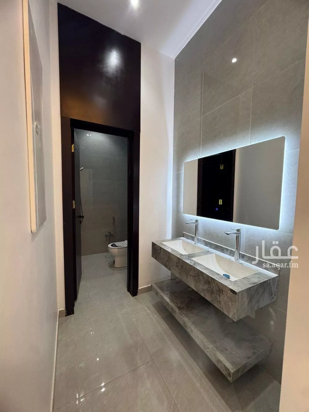 4 bedroom floor in Al Aridh 7