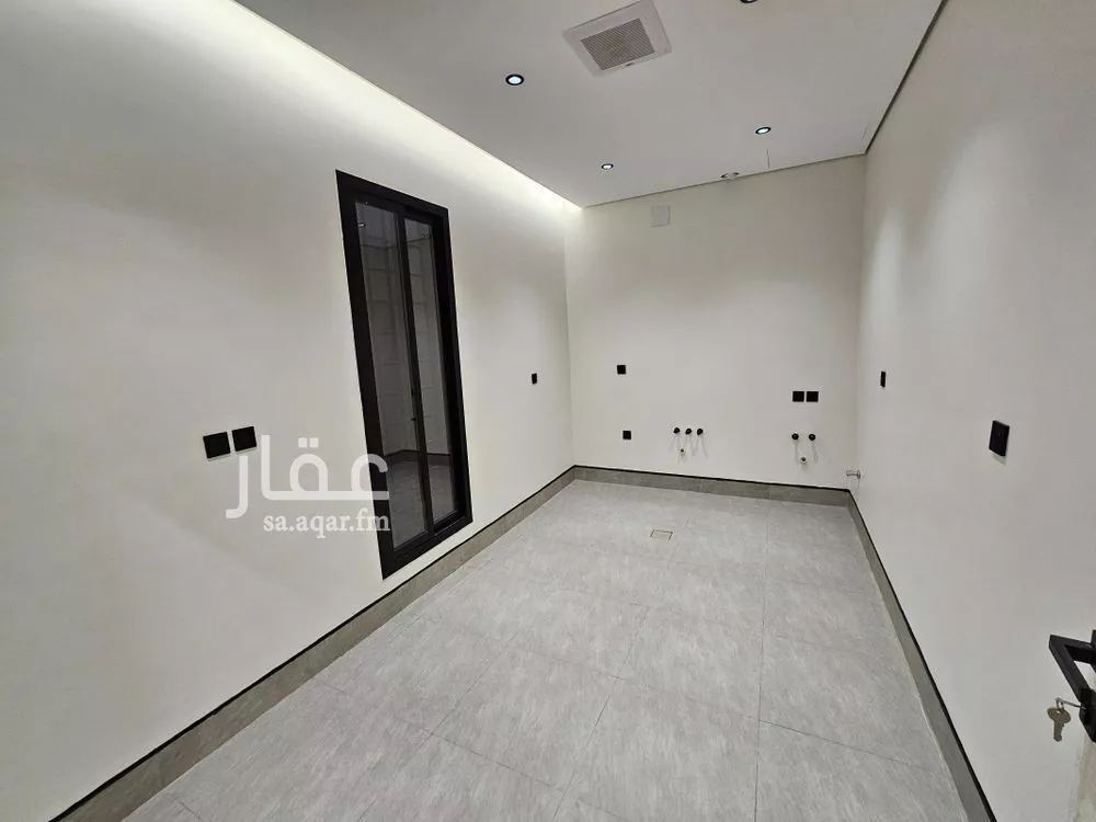 4 bedroom floor in Al Rimal 11