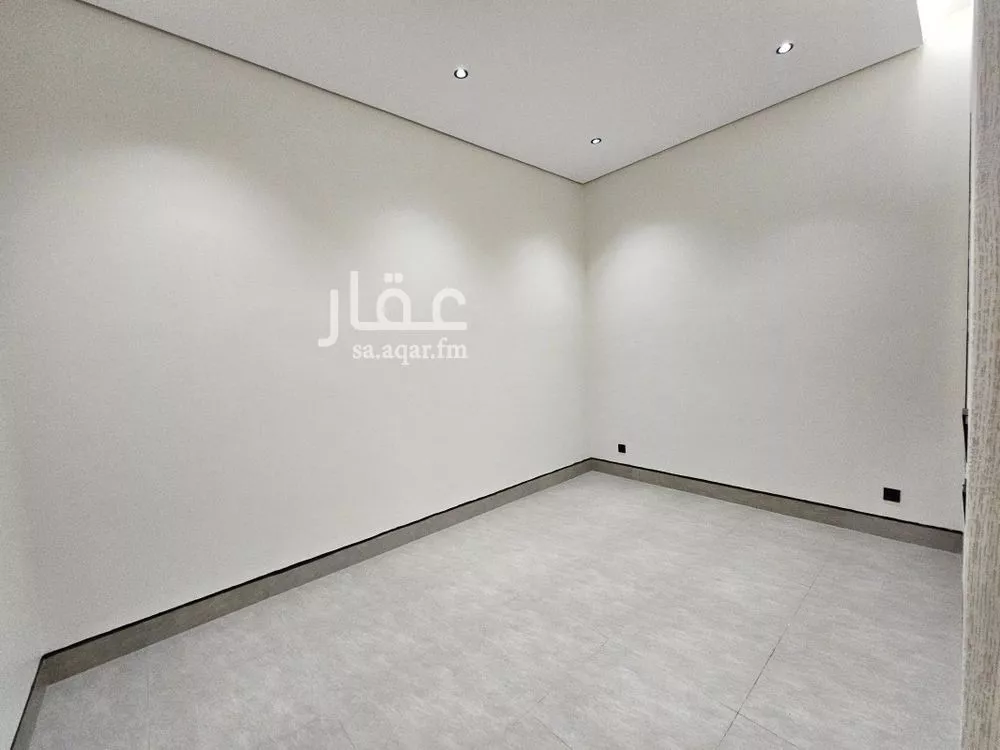 4 bedroom floor in Al Rimal 3