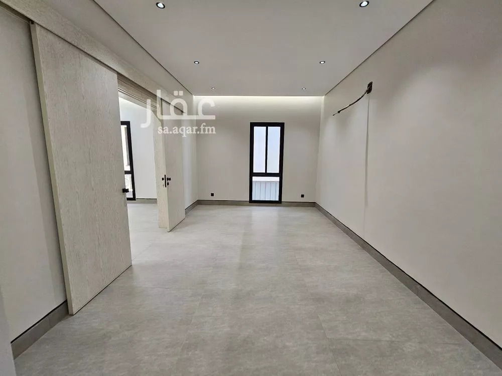 4 bedroom floor in Al Rimal 5