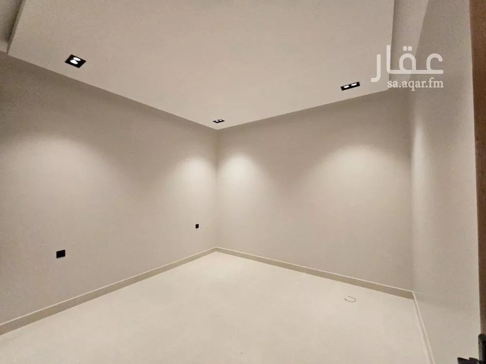 5 bedroom floor in Al Yarmouk 5