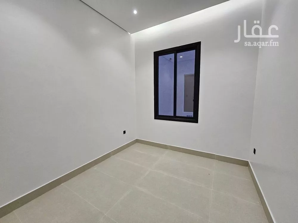 5 bedroom floor in Al Maizilah 12