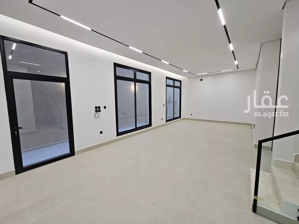 5 bedroom floor in Al Maizilah 13