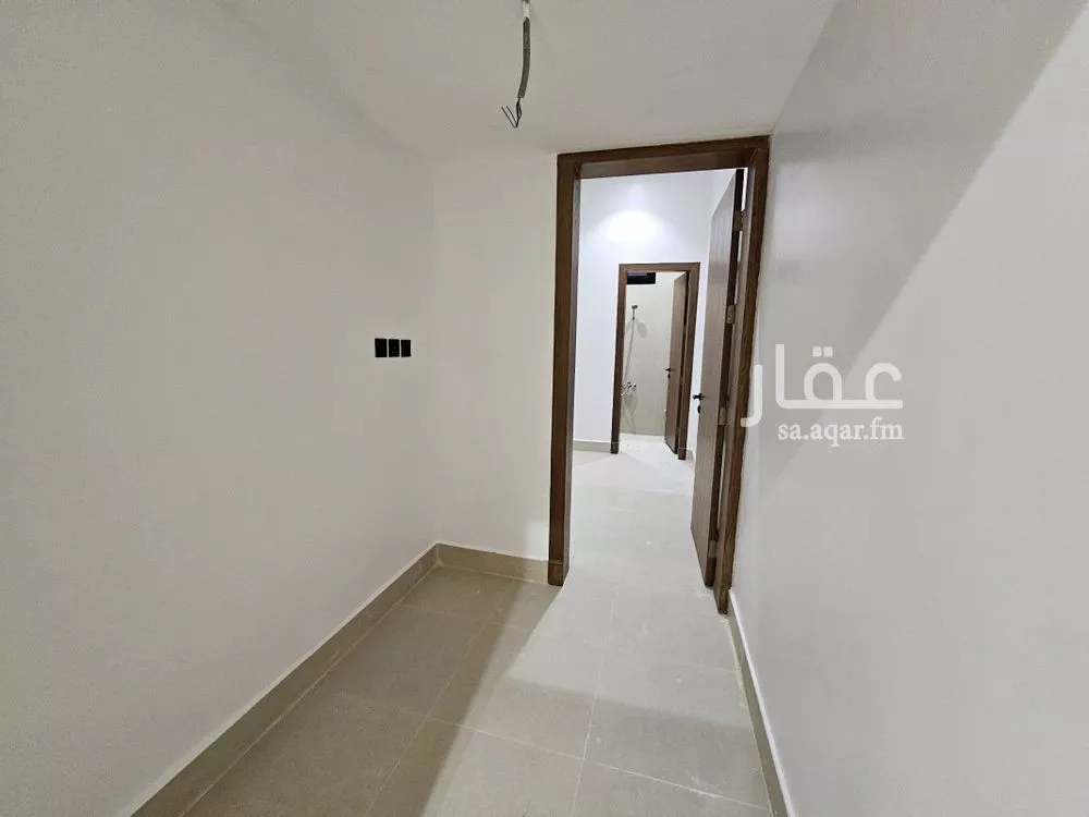 5 bedroom floor in Al Maizilah 8
