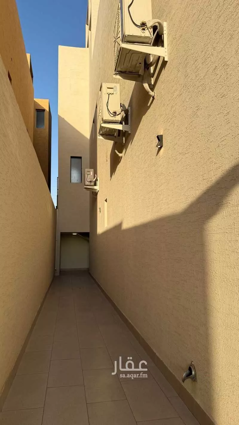 7 bedroom floor in Al Maizilah 2