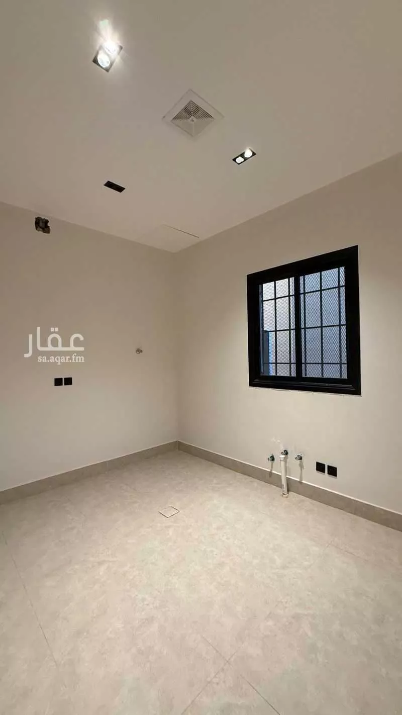 7 bedroom floor in Al Maizilah 13
