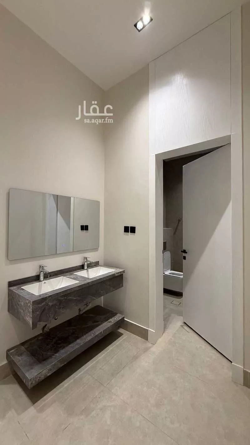 7 bedroom floor in Al Maizilah 10