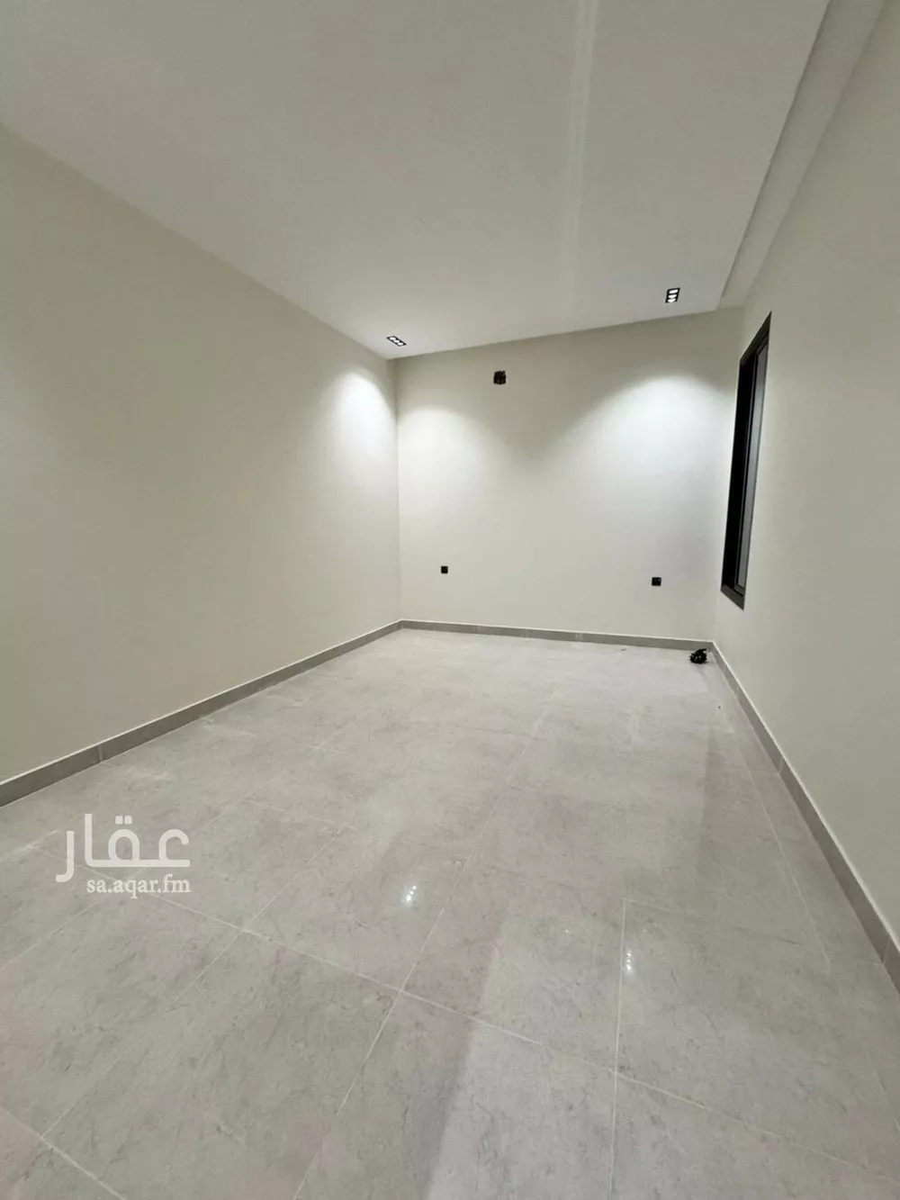 5 bedroom floor in Tuwaiq 13