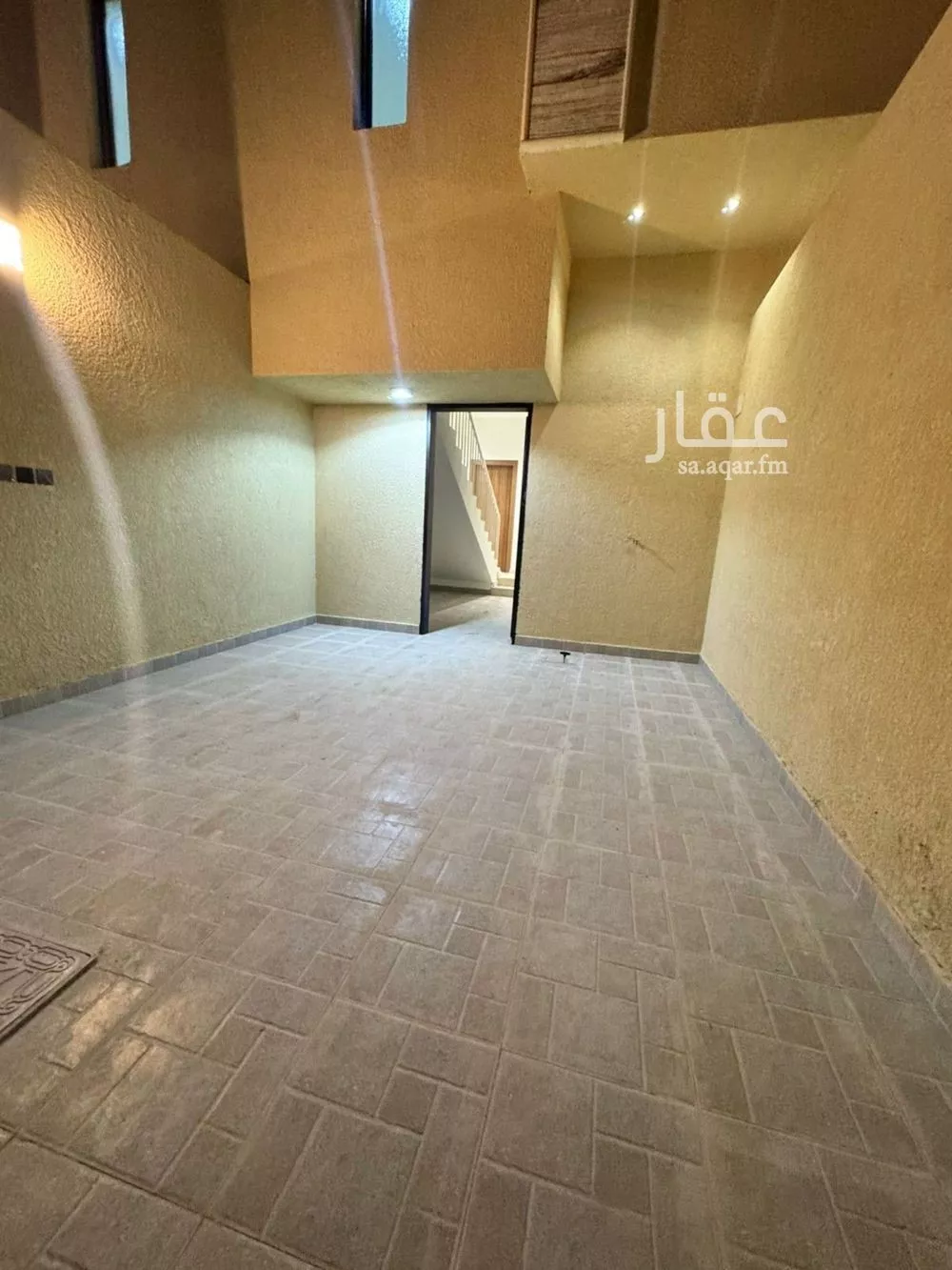 5 bedroom floor in Tuwaiq 14