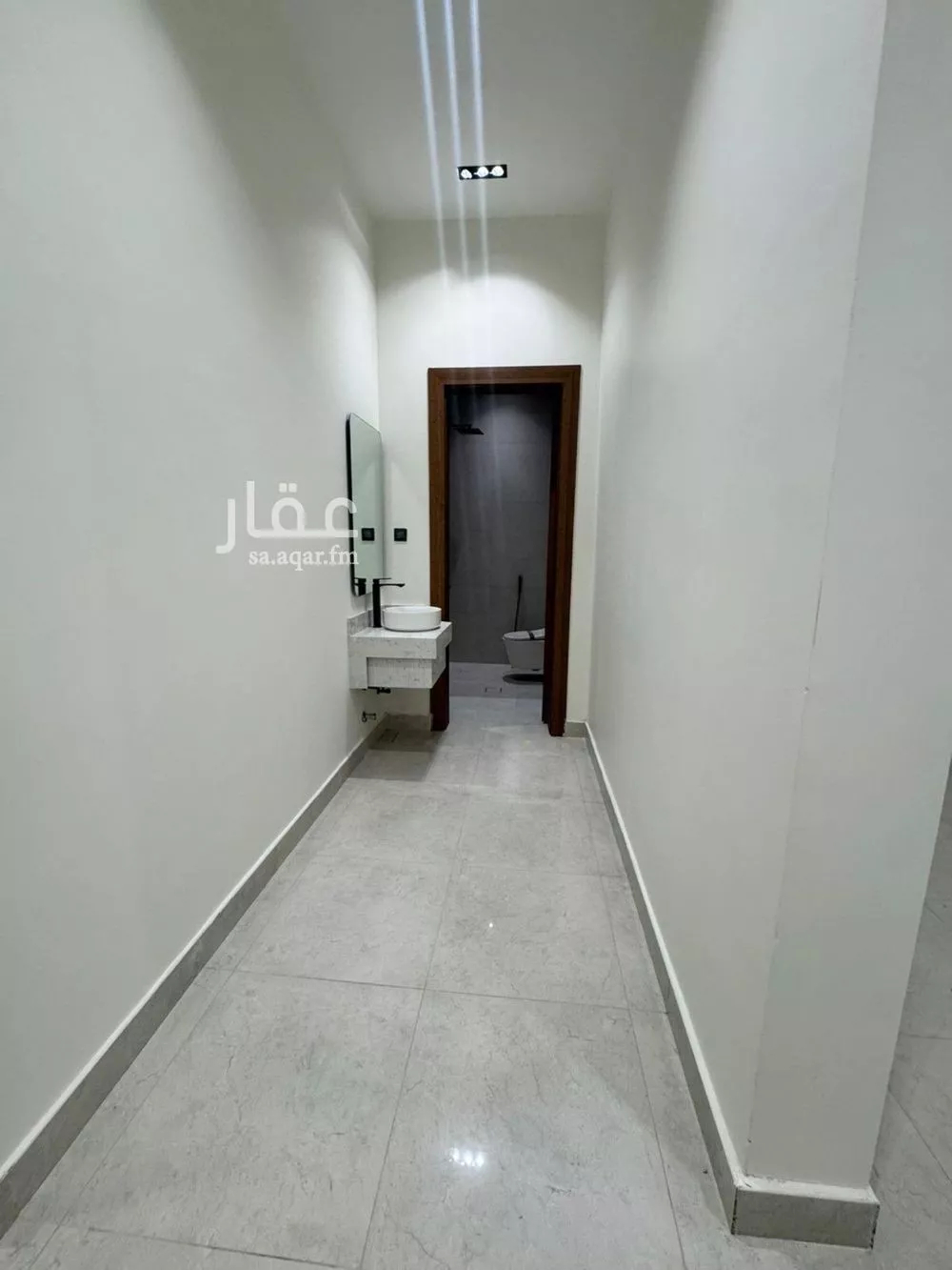 5 bedroom floor in Tuwaiq 4