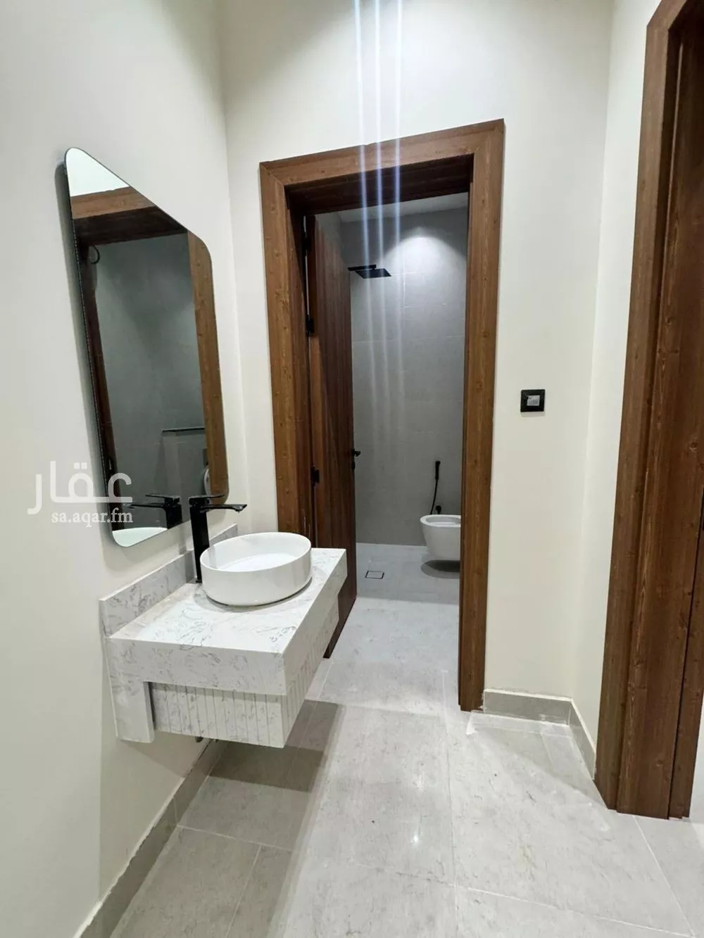 5 bedroom floor in Tuwaiq 6