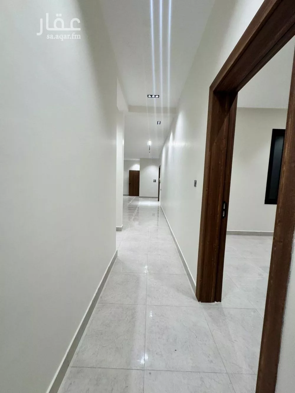 5 bedroom floor in Tuwaiq 8