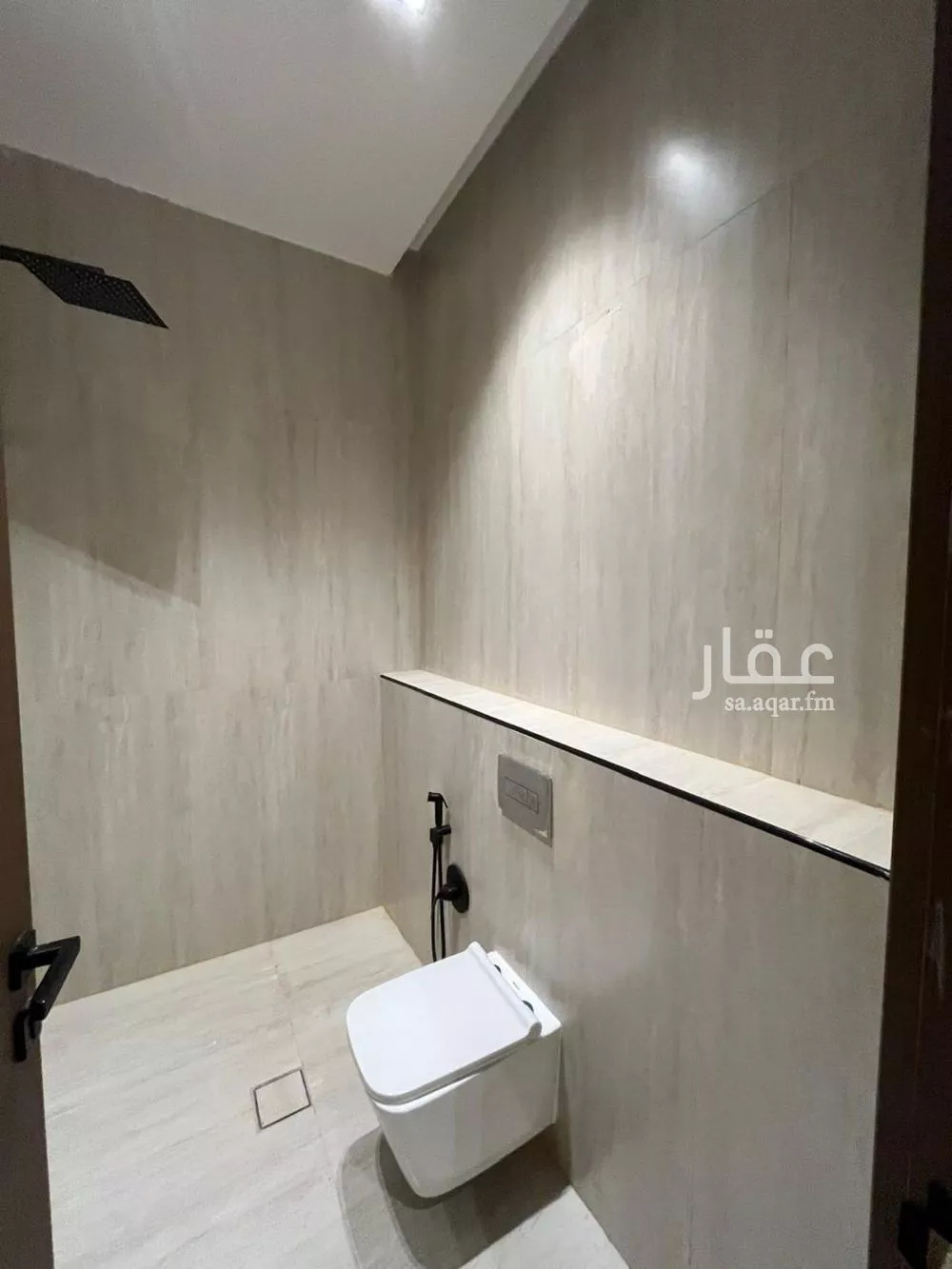 3 bedroom floor in Al Quds 12