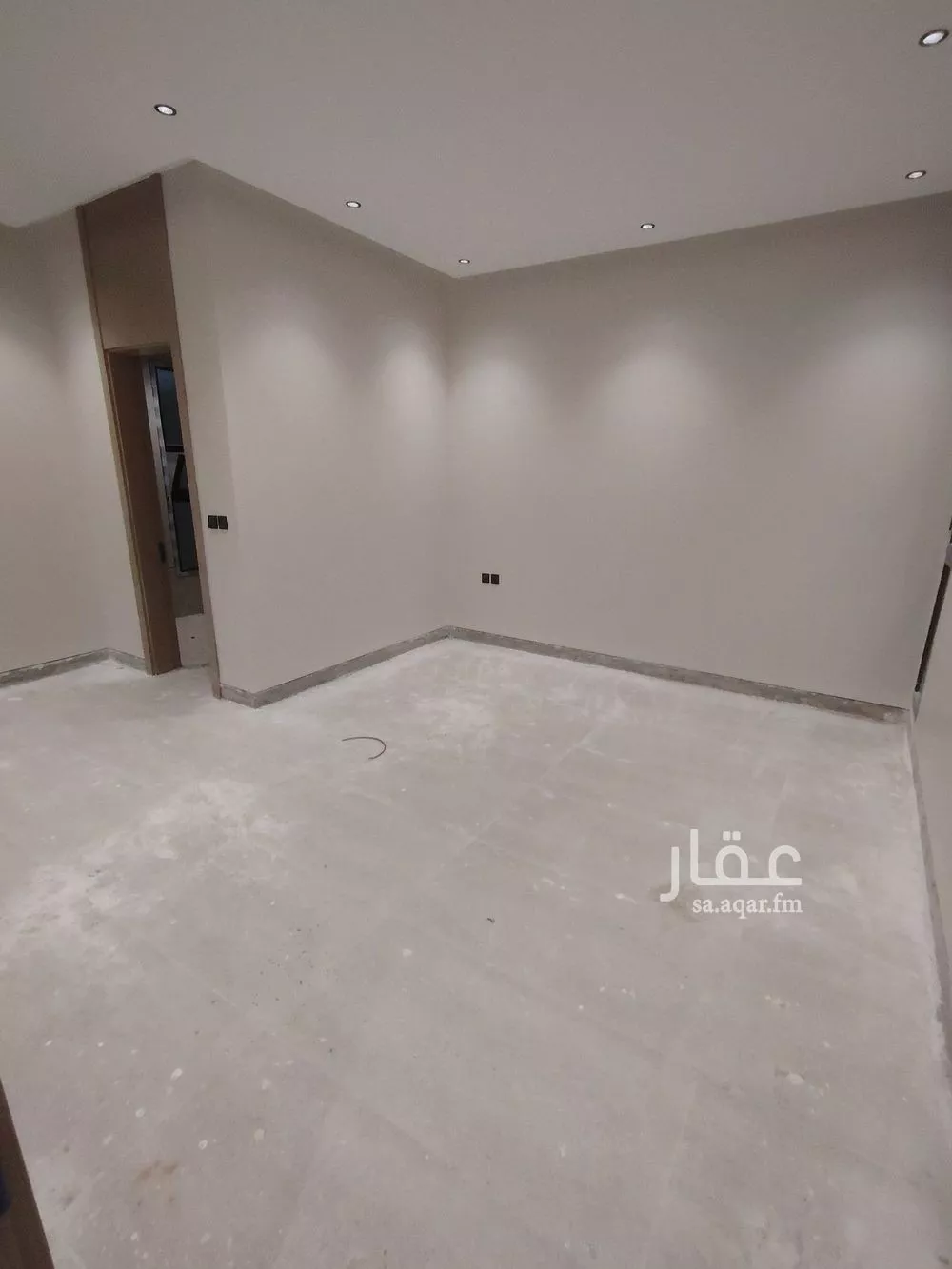 3 bedroom floor in Al Khaleej 5