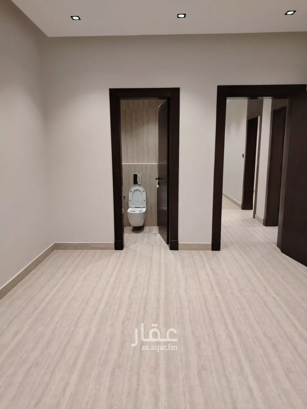4 bedroom floor in Al Aridh 13