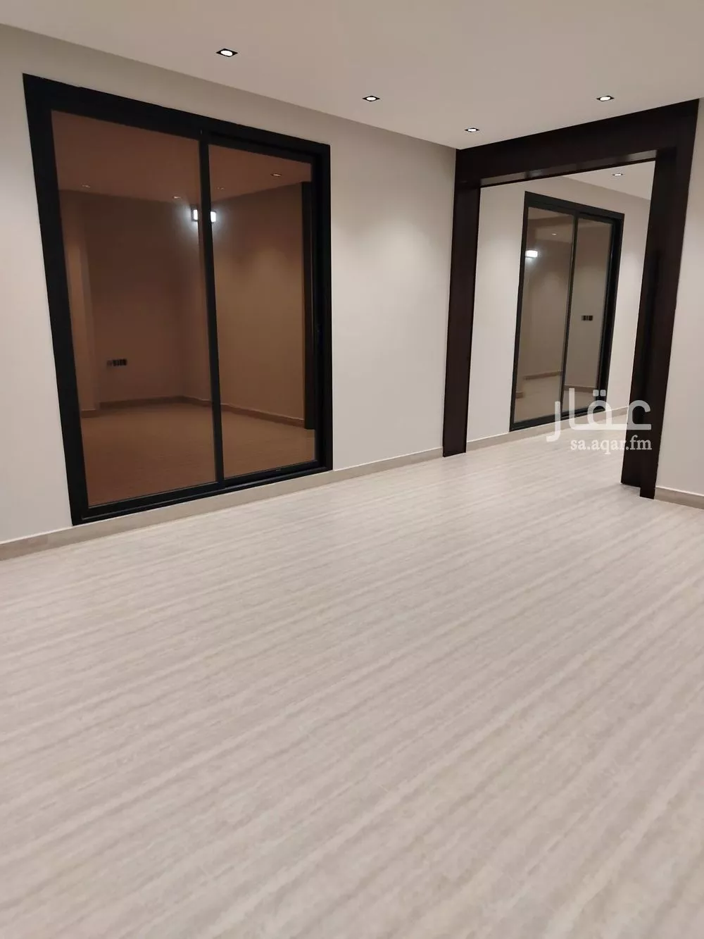 4 bedroom floor in Al Aridh 7