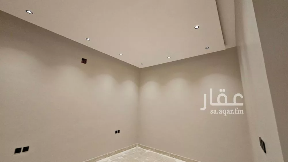 4 bedroom floor in King Faisal 11