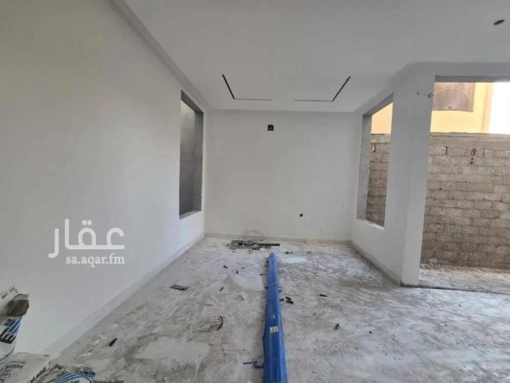 3 bedroom floor in Al Khaleej 3