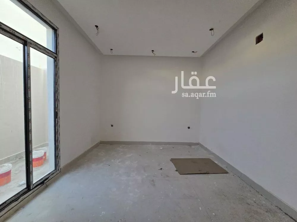 3 bedroom floor in Al Khaleej 5