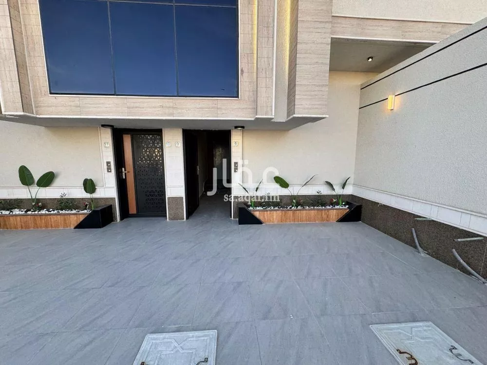 4 bedroom floor in Dirab 2