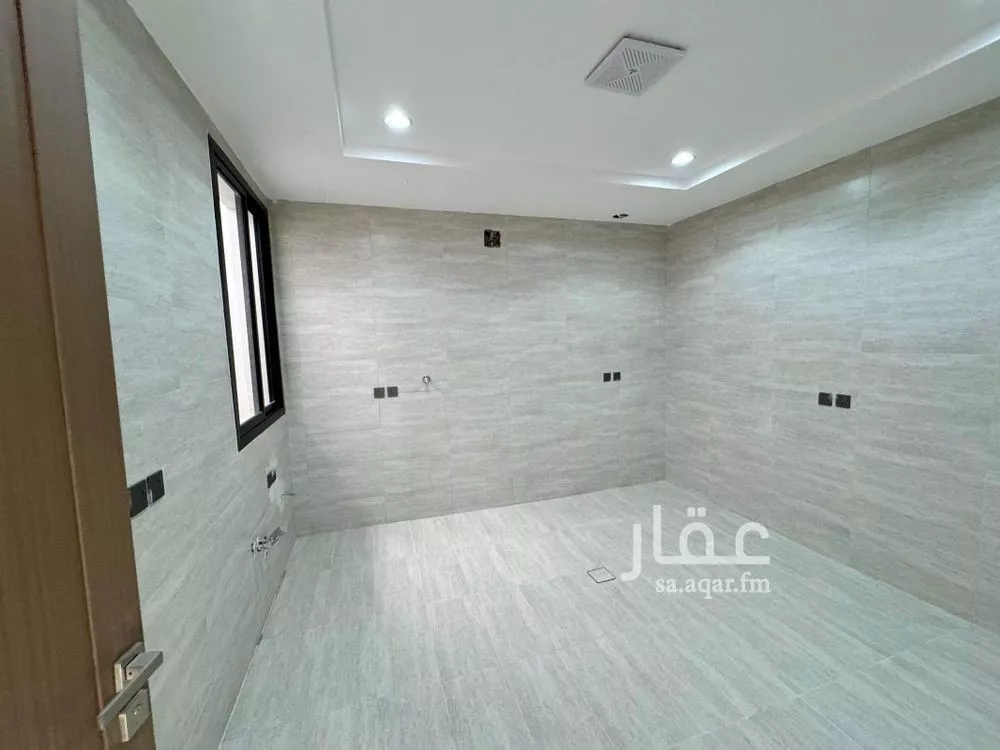 4 bedroom floor in Dirab 11