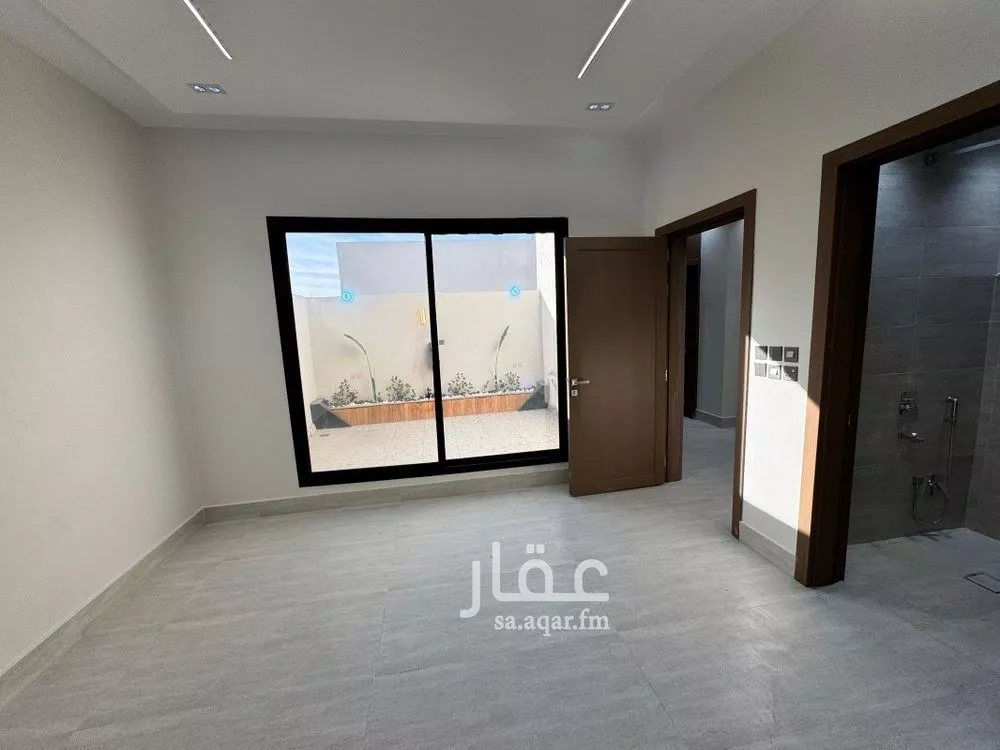 4 bedroom floor in Dirab 12