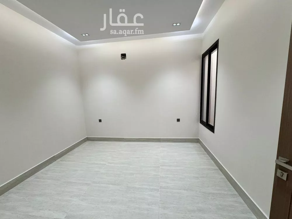 4 bedroom floor in Dirab 9
