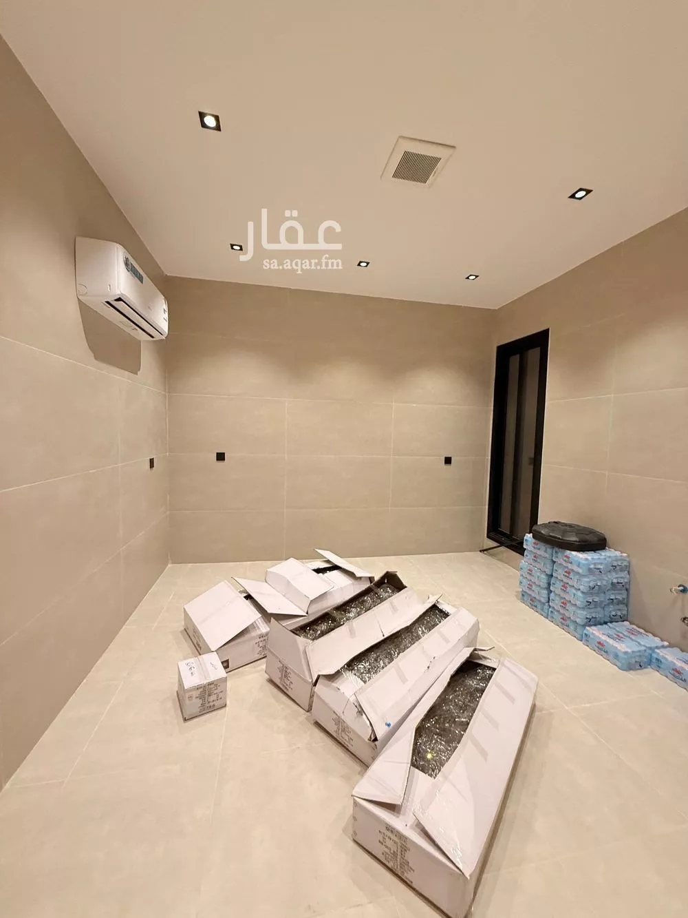 4 bedroom floor in Okaz 6