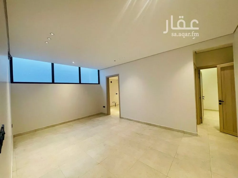 3 bedroom floor in Al Malaz 6