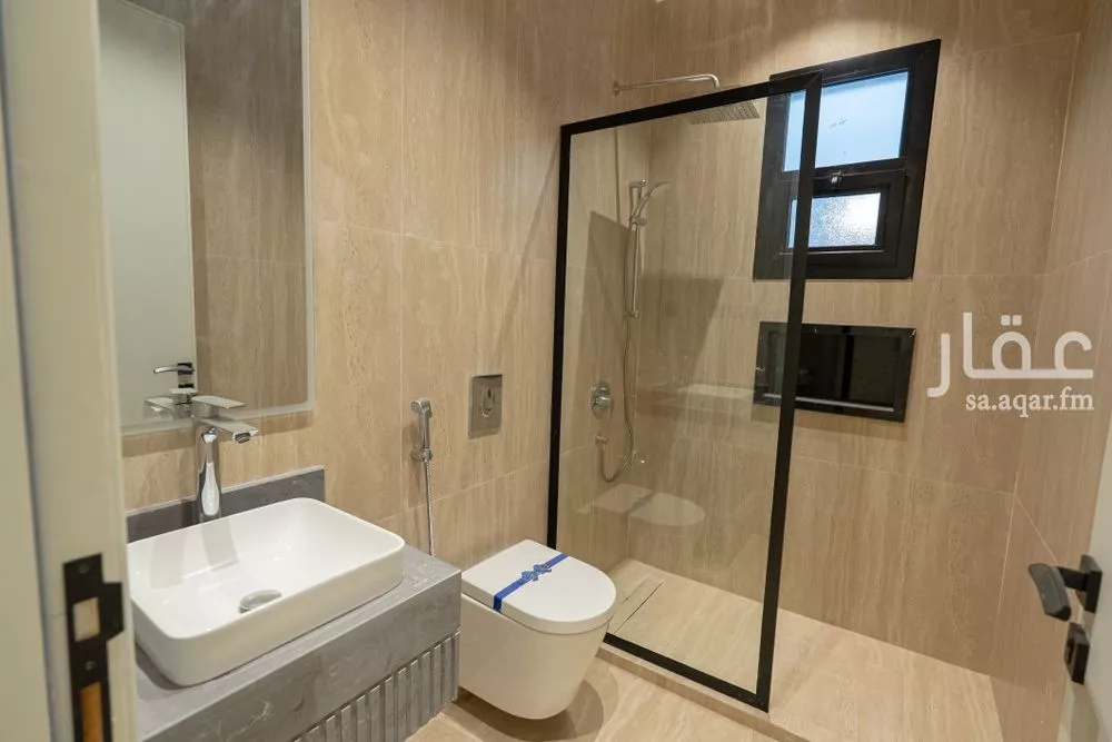 4 bedroom floor in Al Qairawan 10