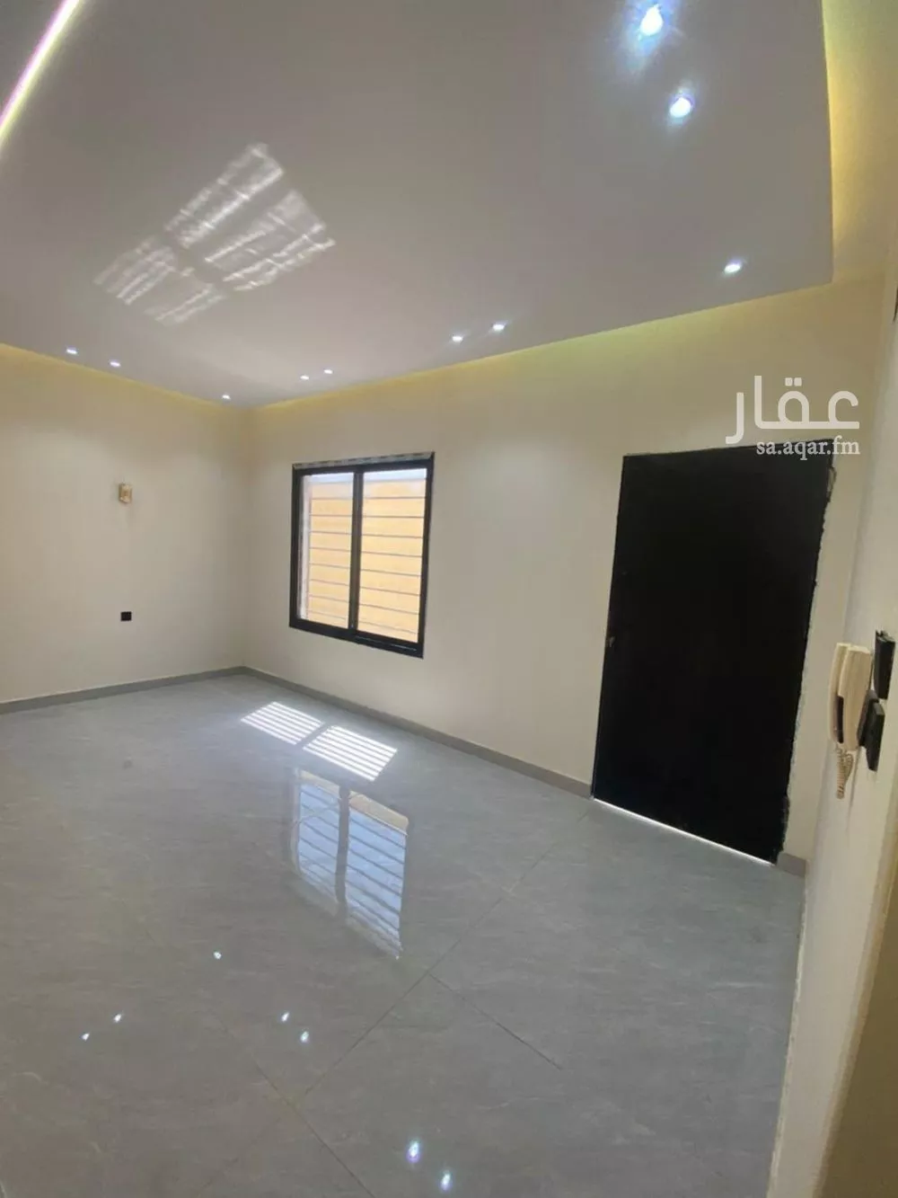 3 bedroom floor in Okaz 5