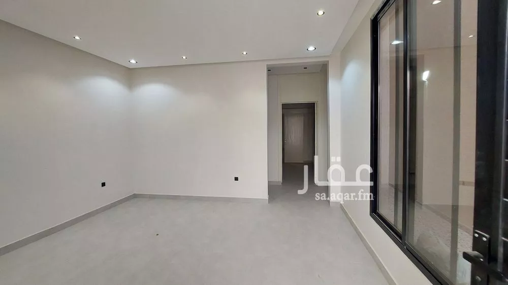 3 bedroom floor in Tuwaiq 5