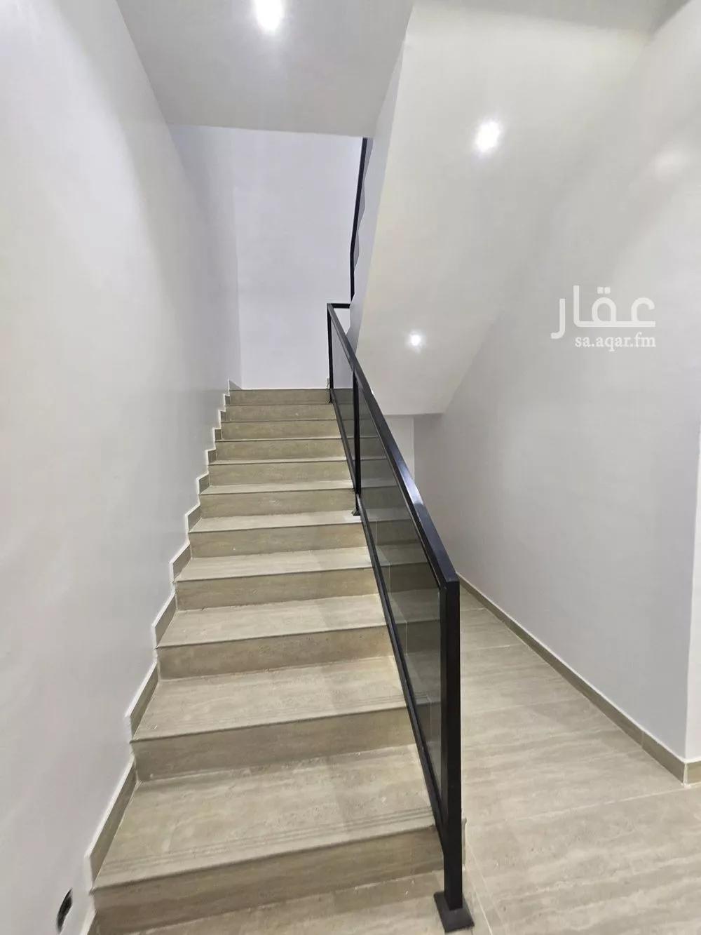 6 bedroom floor in Badr 4