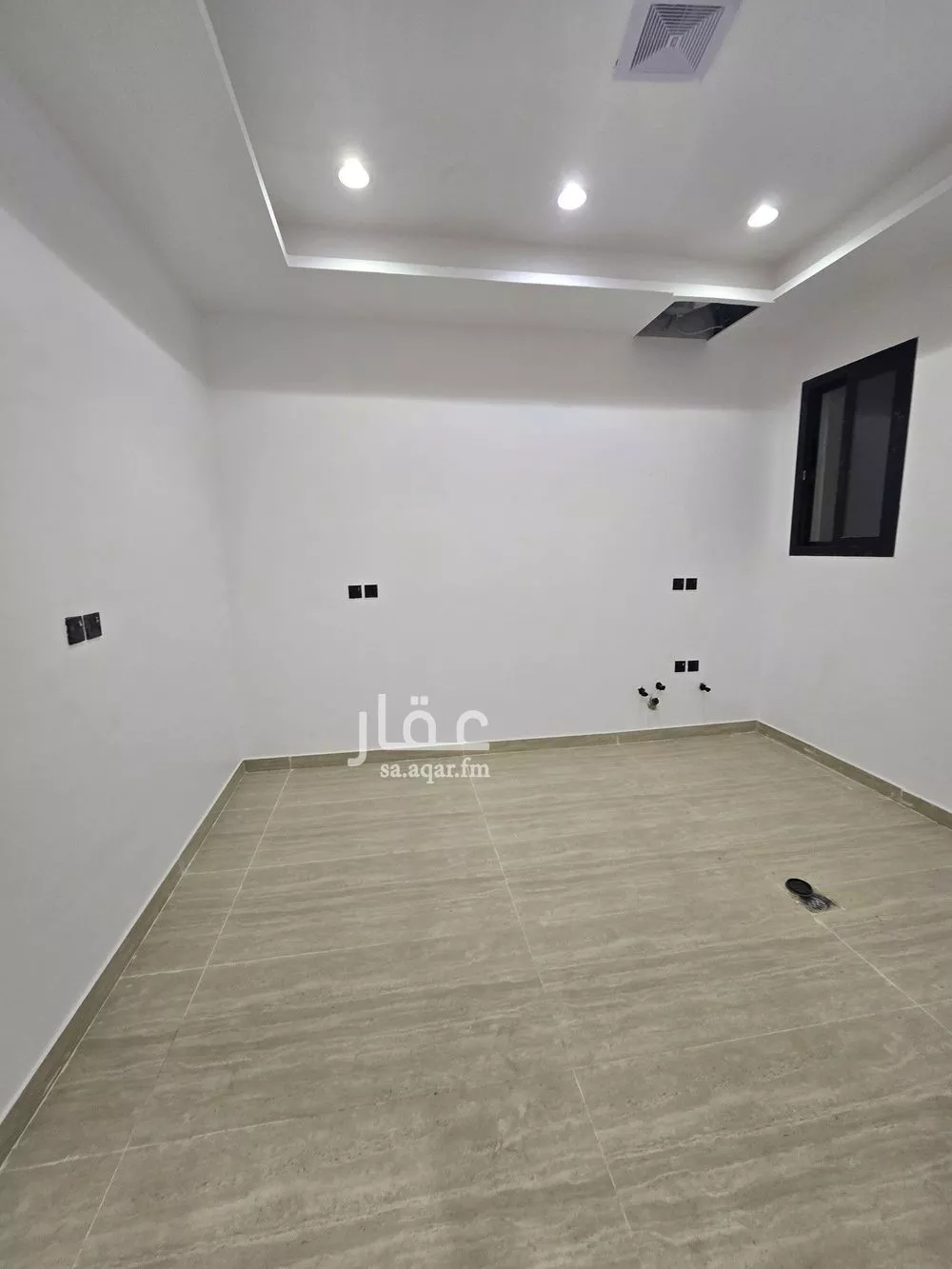 6 bedroom floor in Badr 8