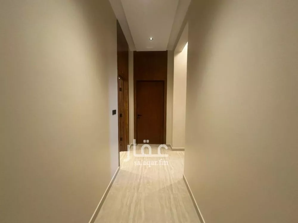 5 bedroom floor in Dirab 11