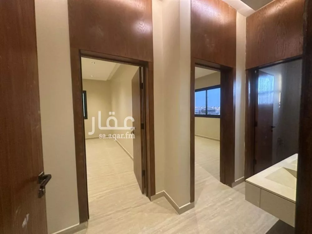 5 bedroom floor in Dirab 13