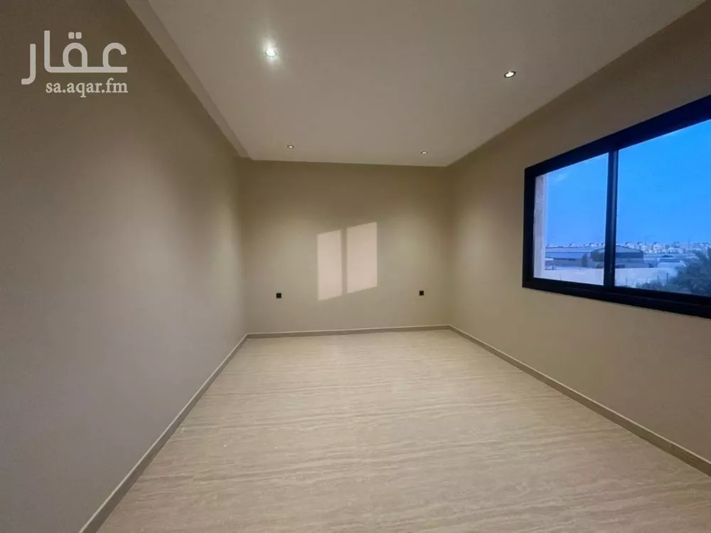 5 bedroom floor in Dirab 16