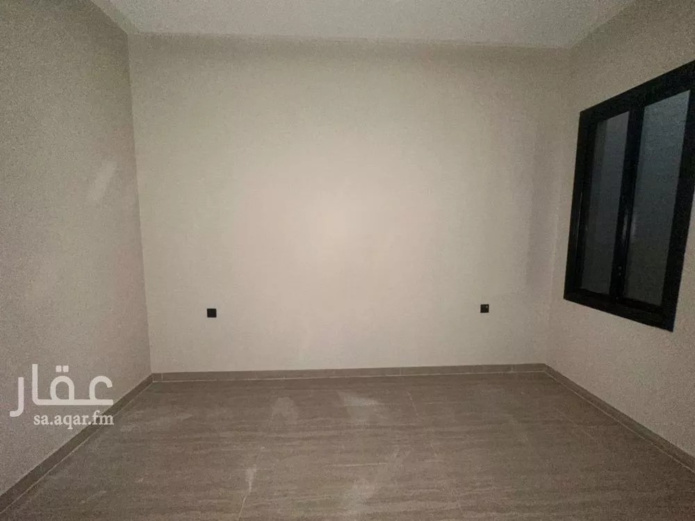 5 bedroom floor in Dirab 20