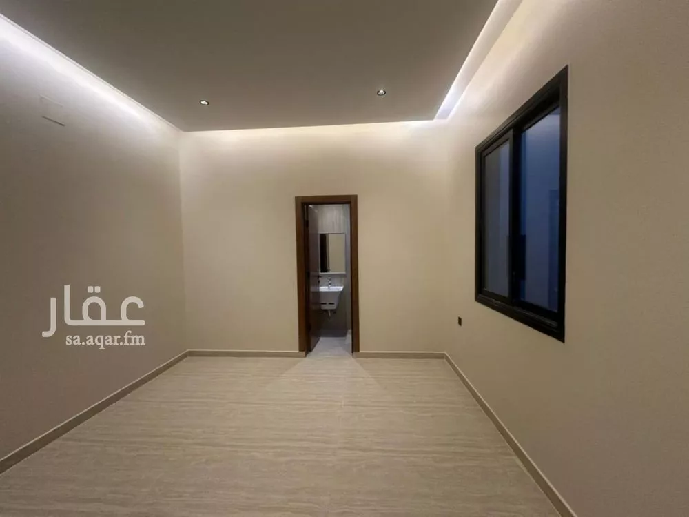 5 bedroom floor in Dirab 3