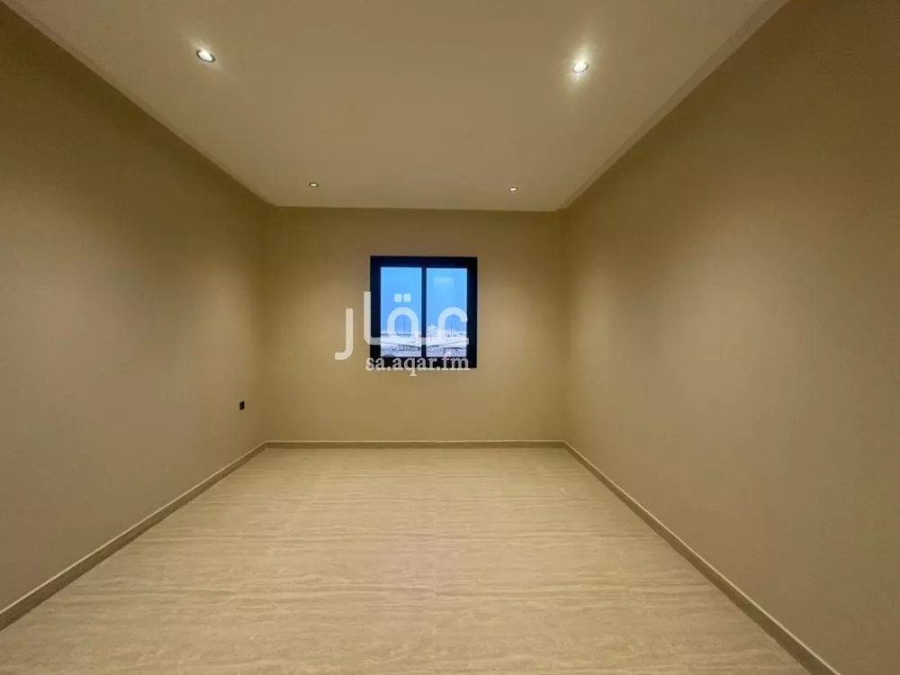 5 bedroom floor in Dirab 6