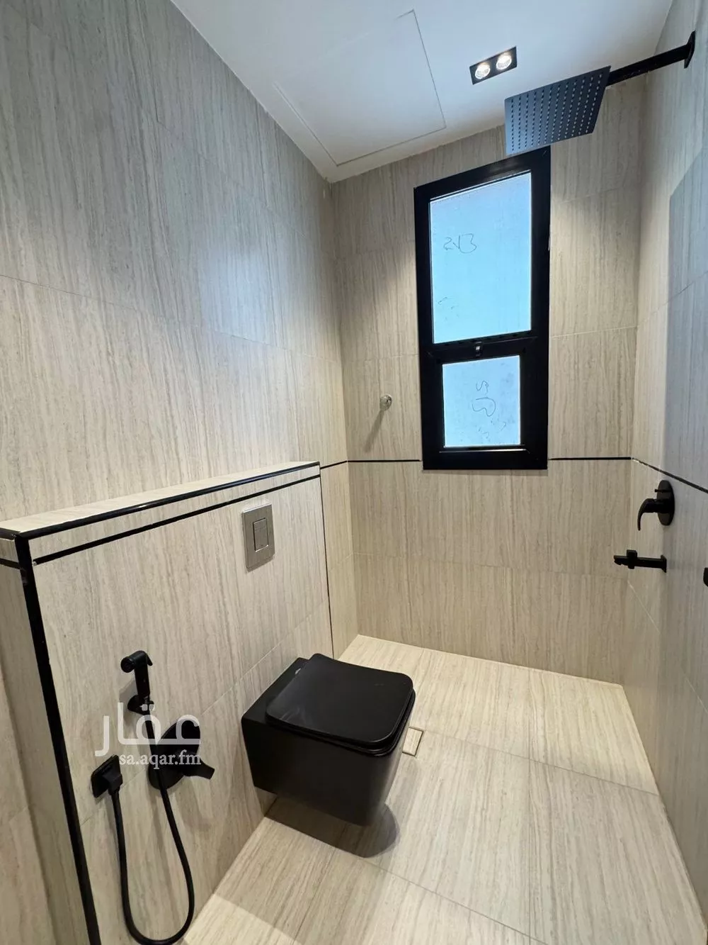 5 bedroom floor in Al Khaleej 12